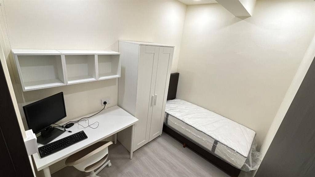 Newly Renovated Single