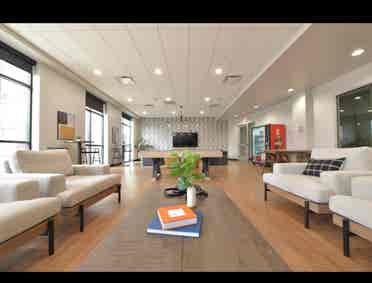 APARTMENT DOWNTOWN GREAT PRICE
