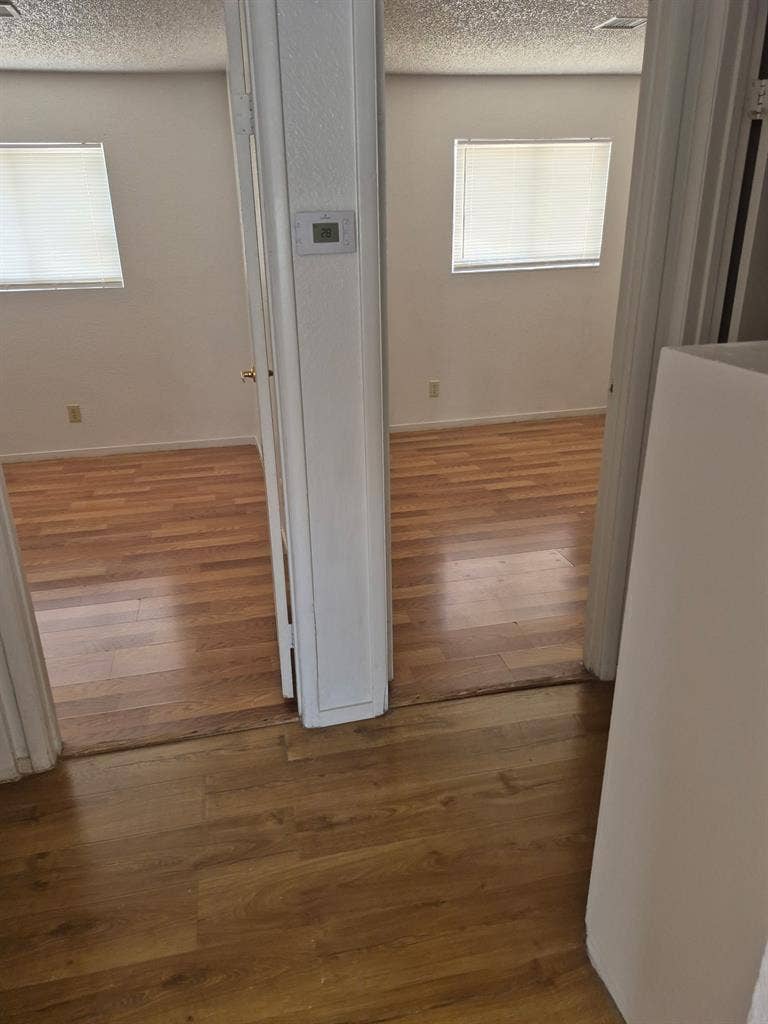 2 bedroom apartment, move in ready.