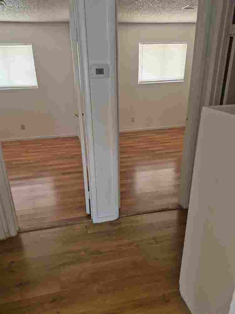 2 bedroom apartment, move in ready.