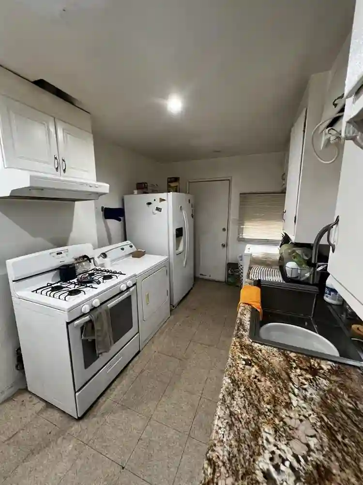 Room for rent in South LA