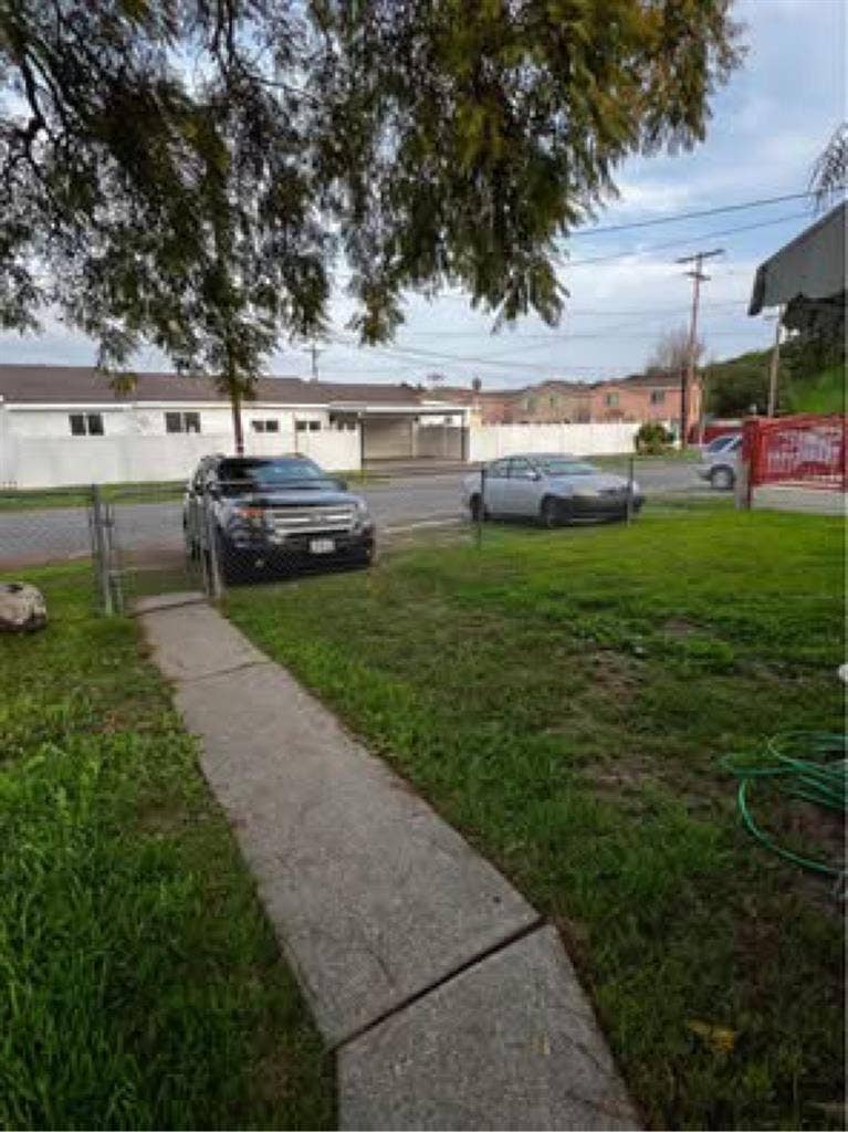 Room for rent in South LA