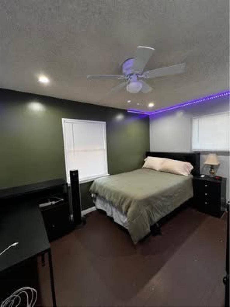 Room for rent in South LA