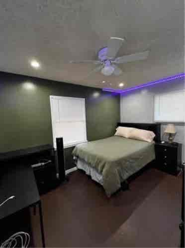 Room for rent in South LA
