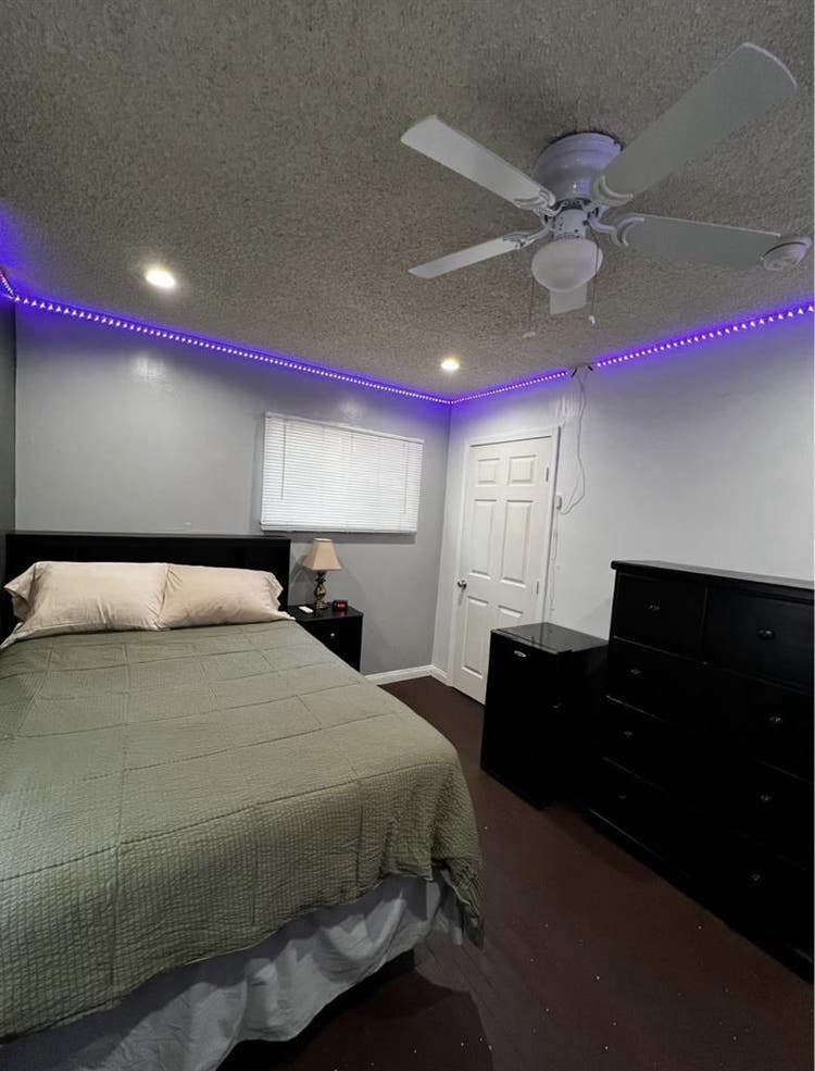 Room for rent in South LA