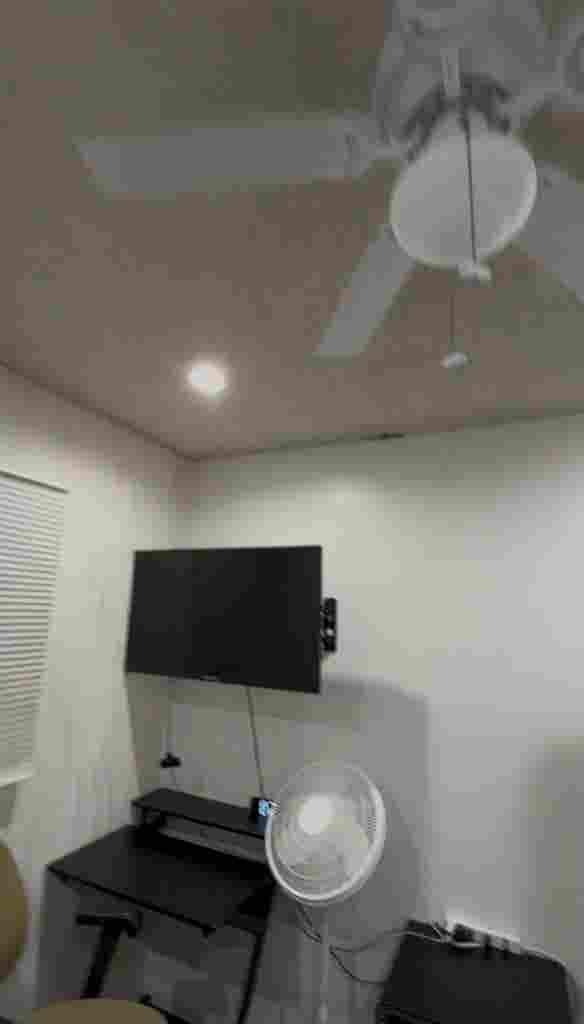 Room for rent in South LA