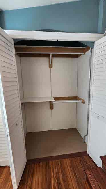 Single Room with Private Bathroom