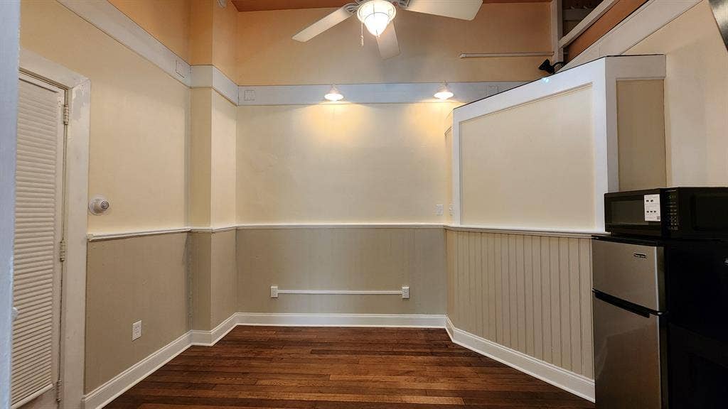 Single Room with Private Bathroom