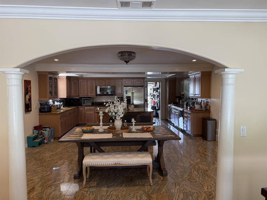 Elegant Rancho Palos Verdes Room