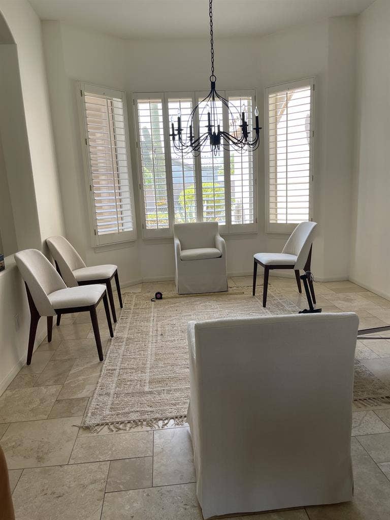 Near Desert Ridge - a Room for rent