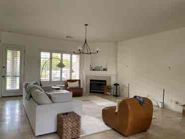 Near Desert Ridge - a Room for rent