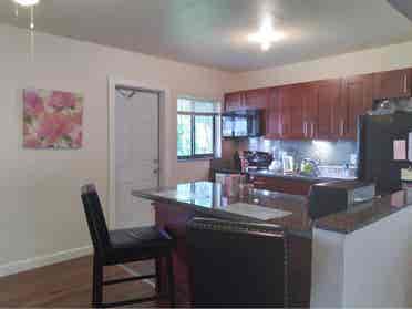 Beautiful room for rent.Hollywood