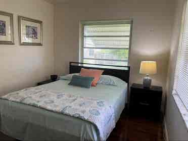 Beautiful room for rent.Hollywood