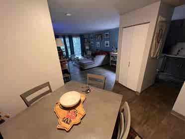 Unfurnished room West Bloomington