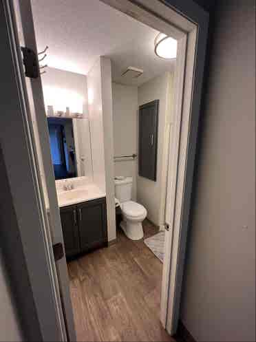 Unfurnished room West Bloomington