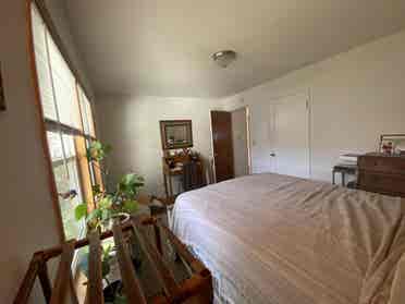 1BR available on Sept 1st in SE