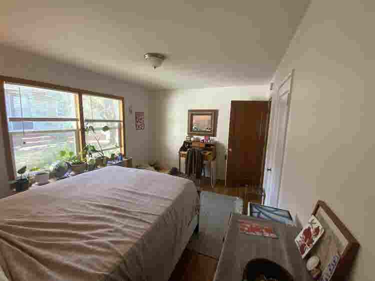 1BR available on Sept 1st in SE