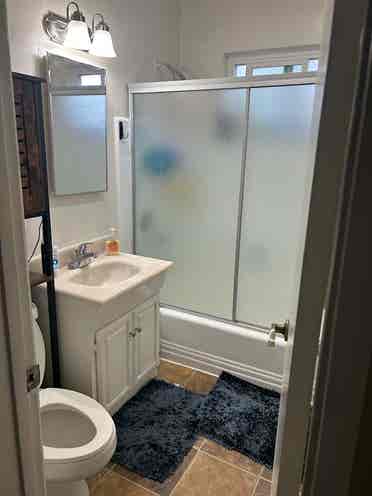 Room for Rent - Near Beach &Freeway