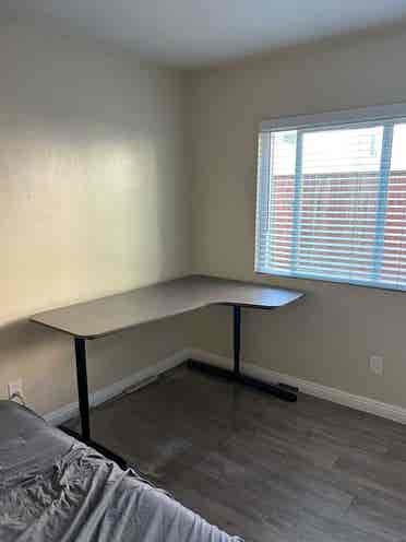 Room for Rent - Near Beach &Freeway