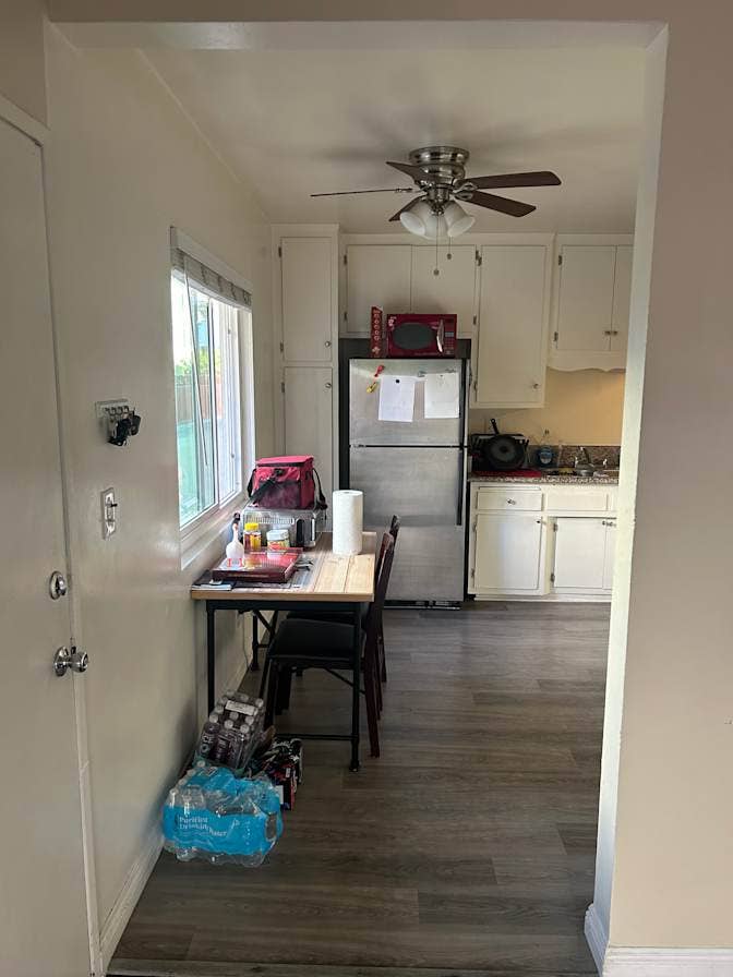 Room for Rent - Near Beach &Freeway