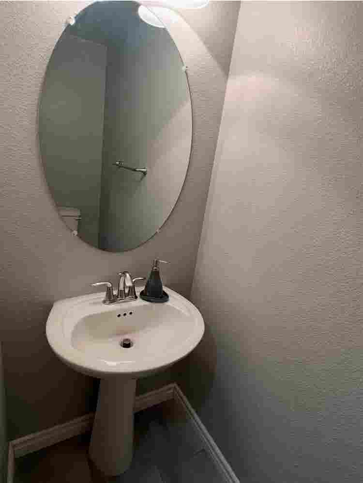 studio style rental SW Vegas