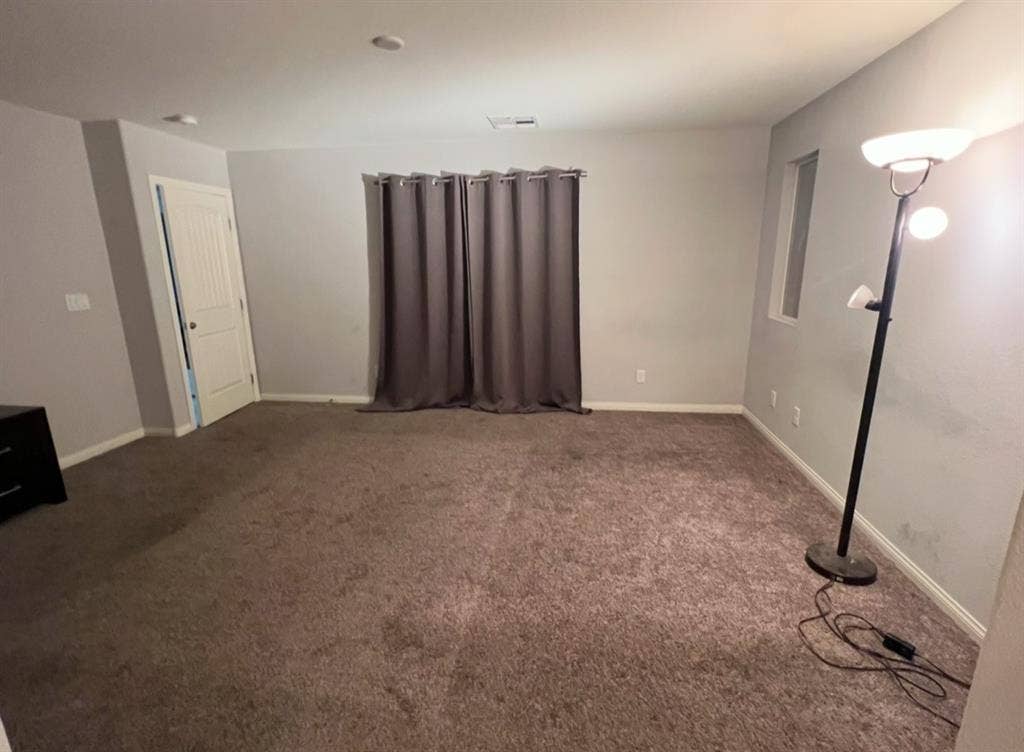 studio style rental SW Vegas