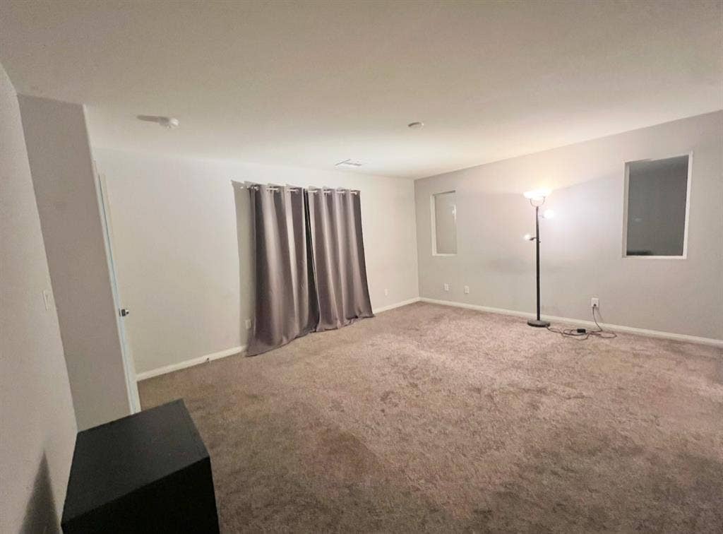 studio style rental SW Vegas