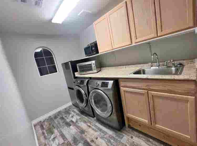 studio style rental SW Vegas