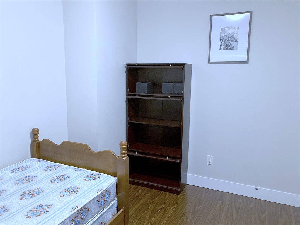 All Inclusive Single Furnished Room