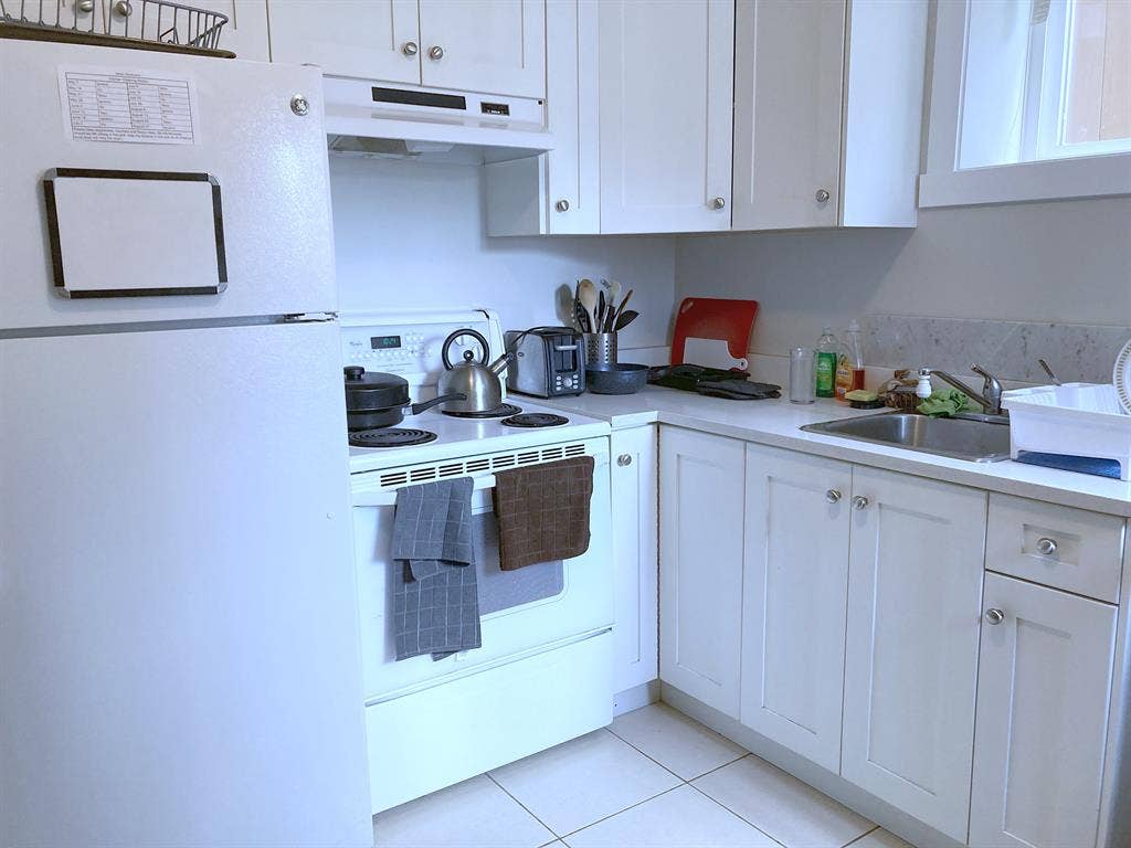 All Inclusive Single Furnished Room