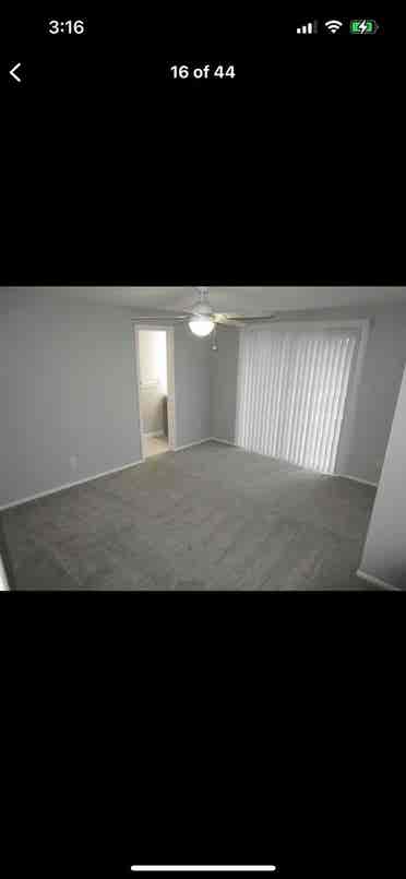 Master room Available