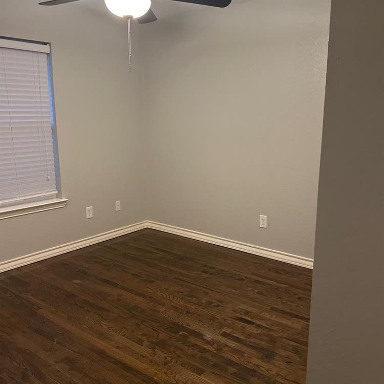 Room available for rent $ month