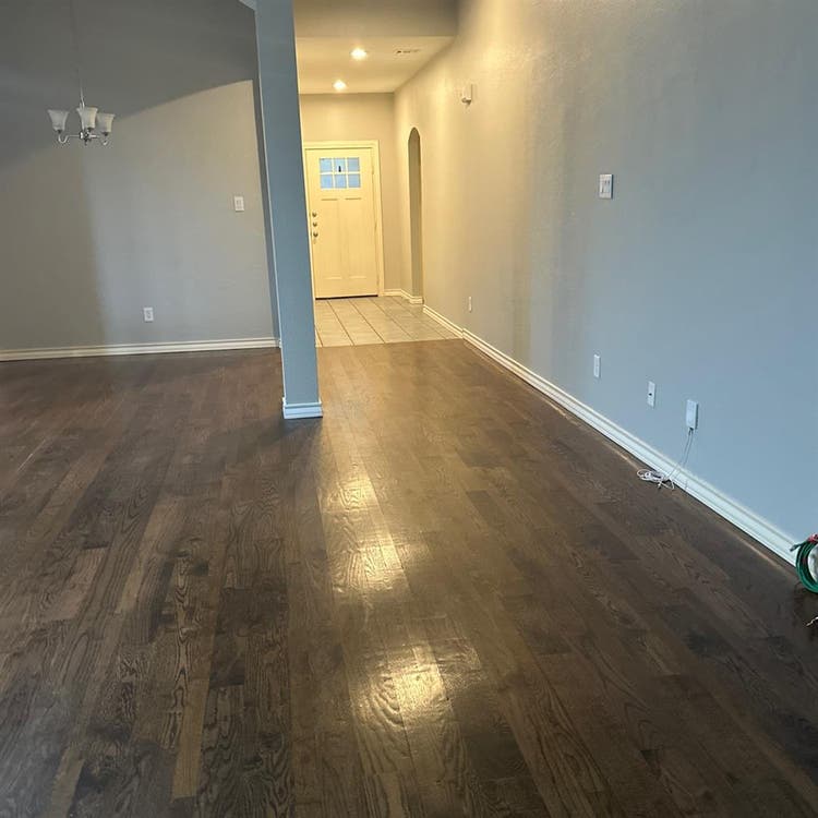 Room available for rent $ month