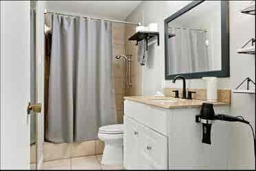 Spacious 2-Bedroom Condo