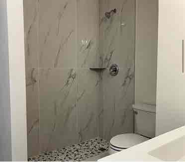 Looking for a fifth roommate !