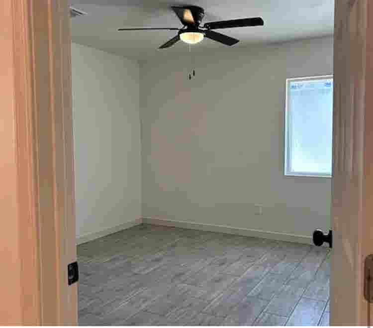Looking for a fifth roommate !