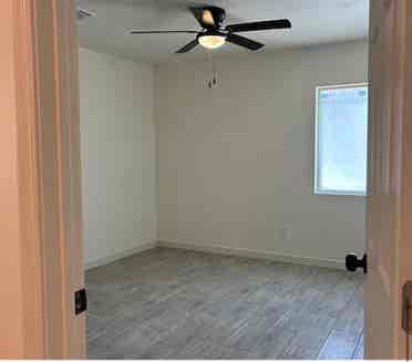 Looking for a fifth roommate !