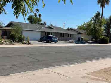 Looking for a fifth roommate !
