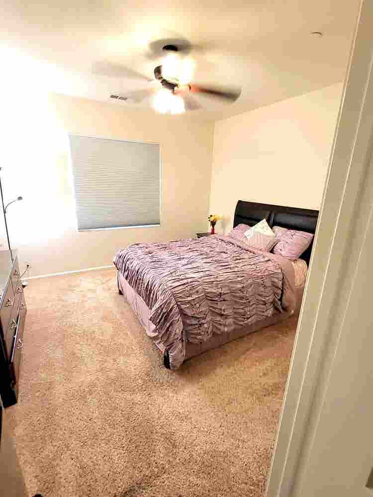 Private room in Gated community