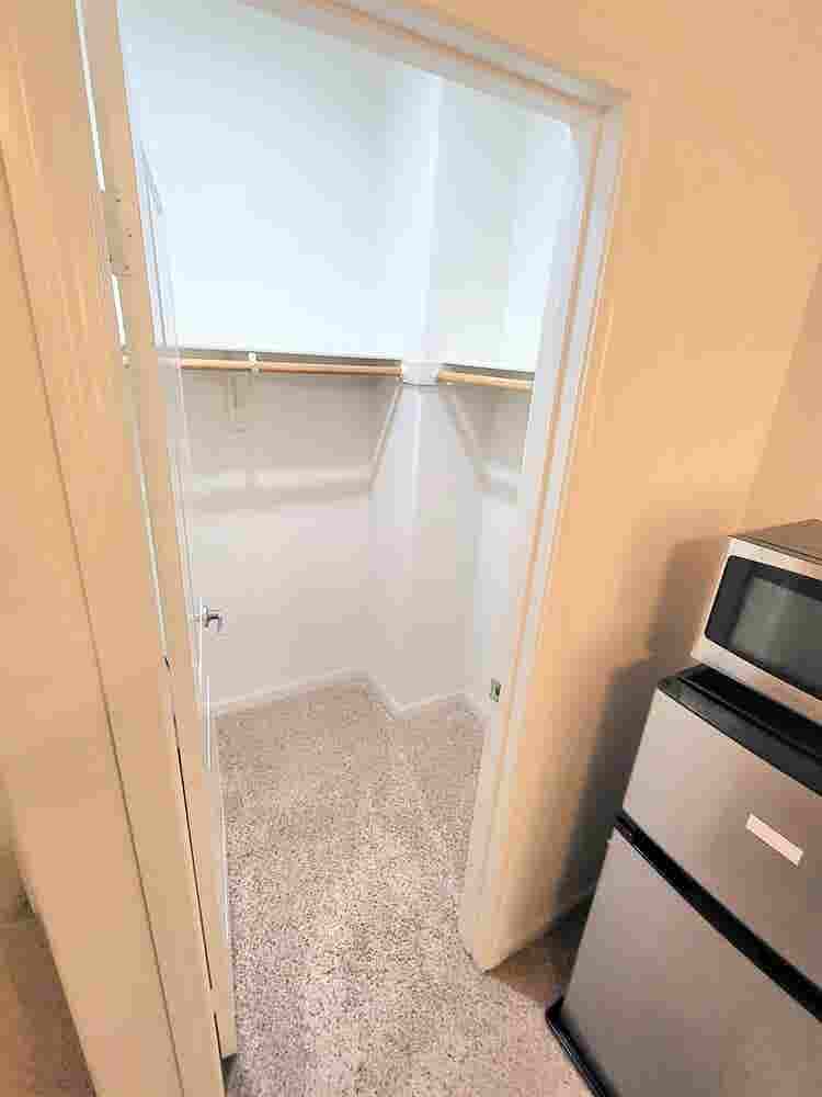Private room in Gated community