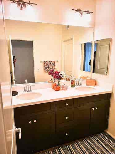 Private room in Gated Community