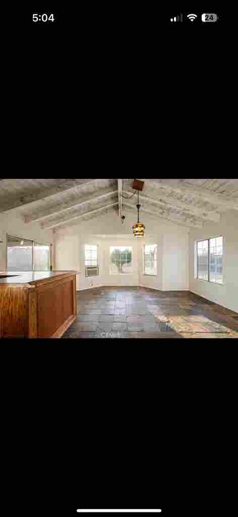 Elsinore family home.  Acre