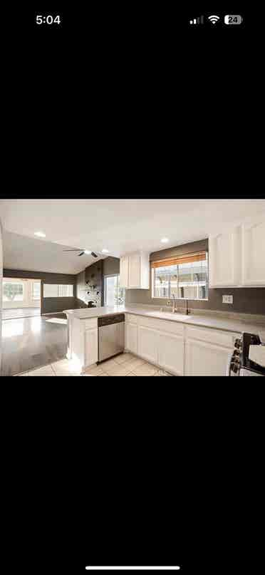 Elsinore family home.  Acre