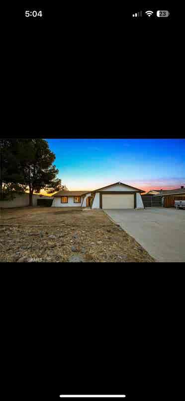 Elsinore family home.  Acre