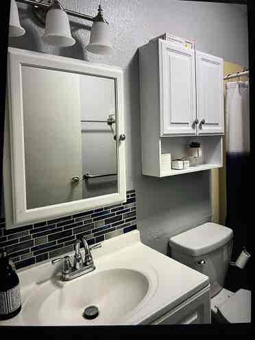 Spacious Room for rent!!