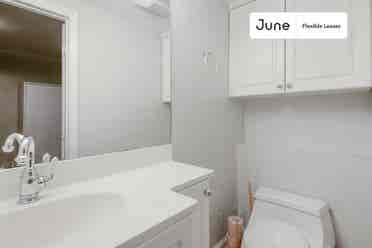 2 BR in Boston