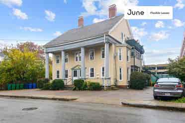 2 BR in Boston