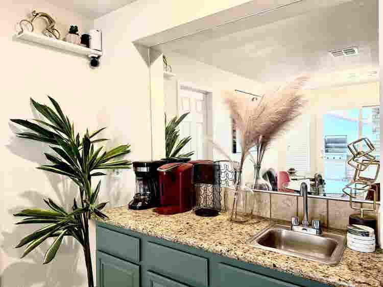 Bright, comfortable rooms for rent