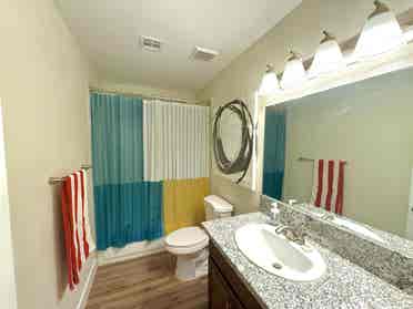 Bright, comfortable rooms for rent