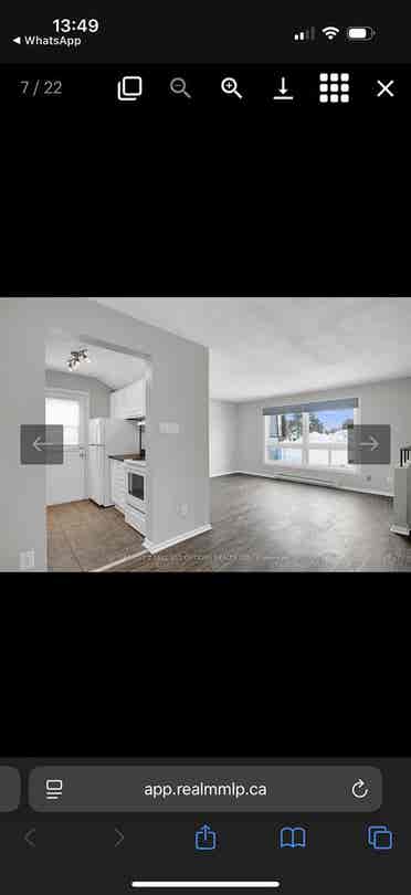 Looking for 2 female roomates